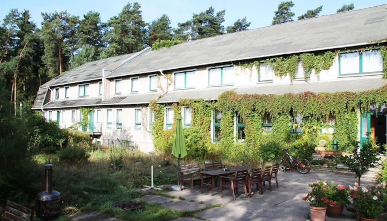 Pension Zur Fledermaus Waren  Esterno foto