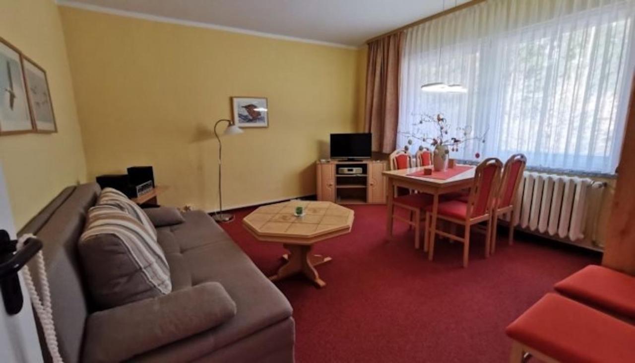 Pension Zur Fledermaus Waren  Esterno foto